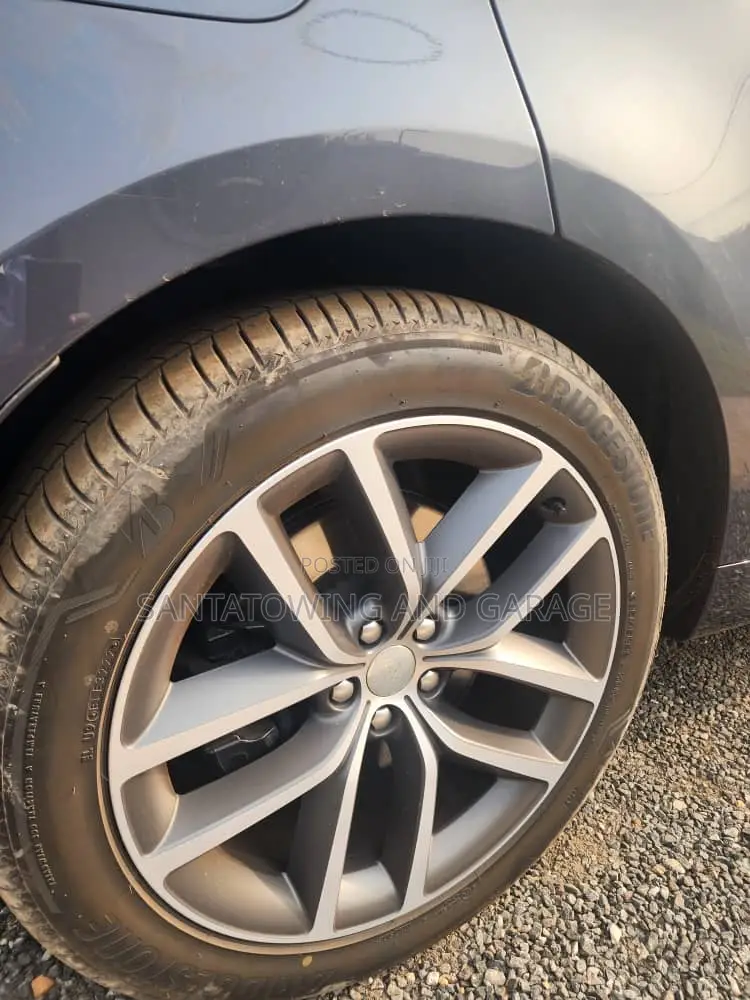 Land Rover Range Rover Sport 2023 Gray