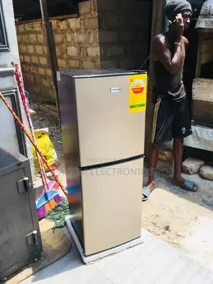 Nasco 136L Fridge - Excellent Condition!