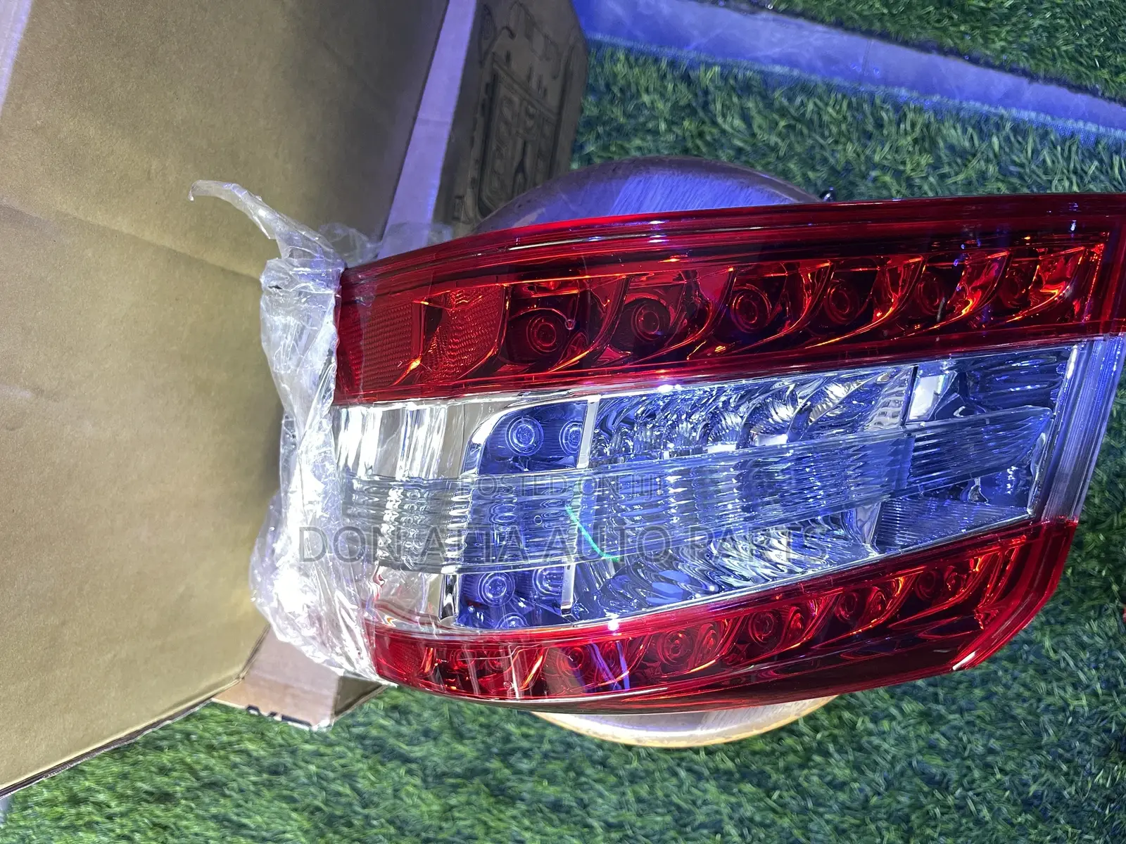 Nissan Sentra 2014 Tail Light