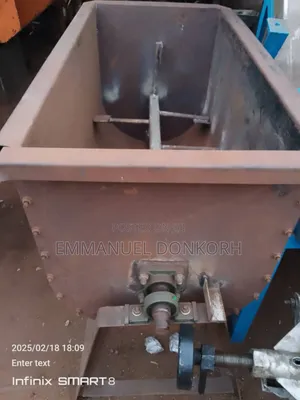 Poultry Feed Mixer