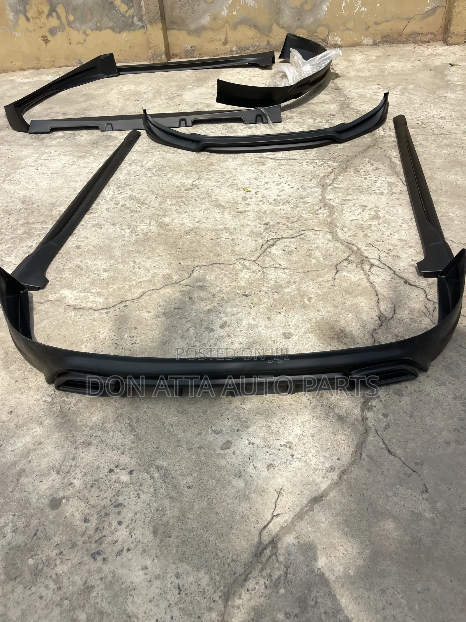 Hyundai Elantra 2011-2015 Running Board Complete
