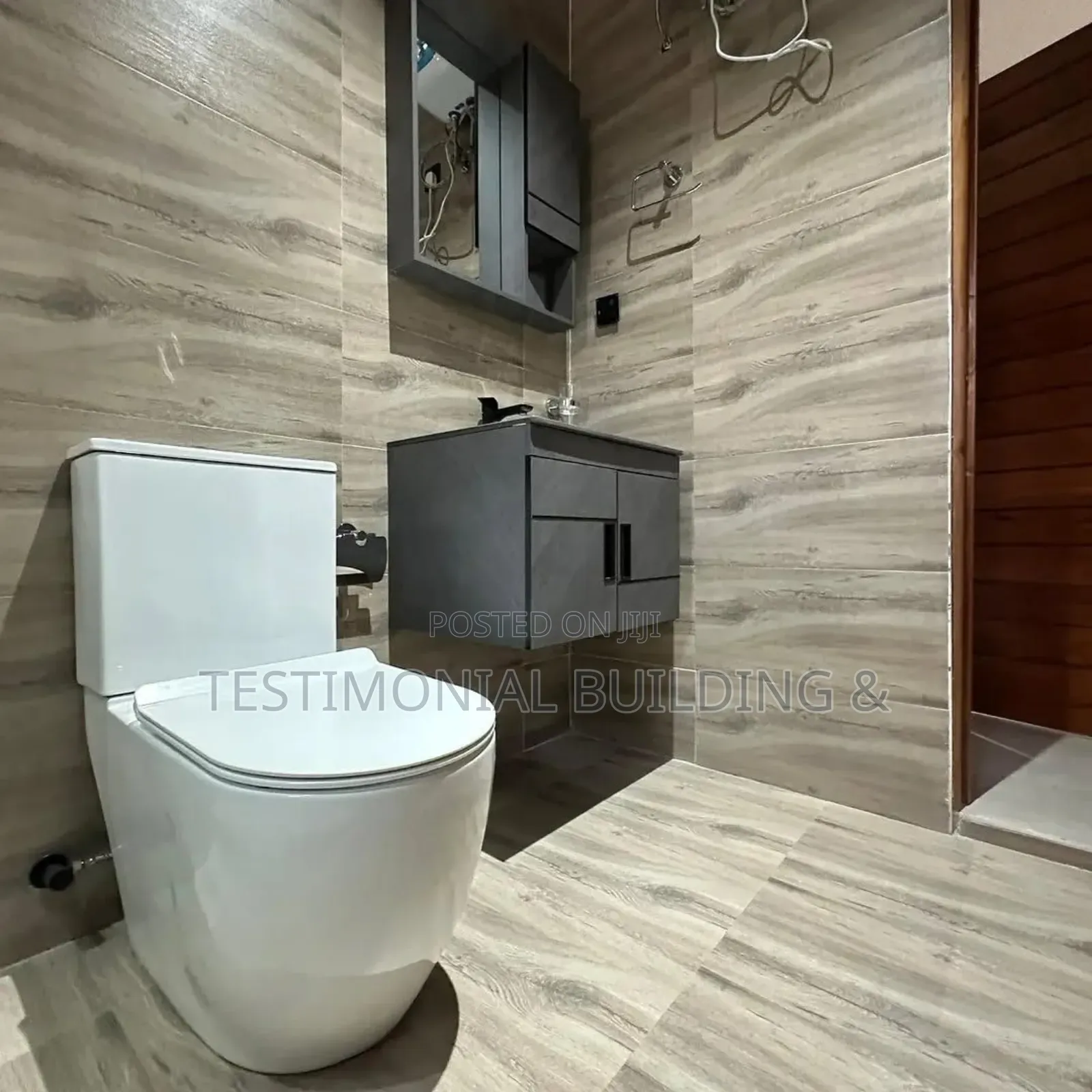 4bdrm House in Testimonial Building, Lake Side Estate for sale