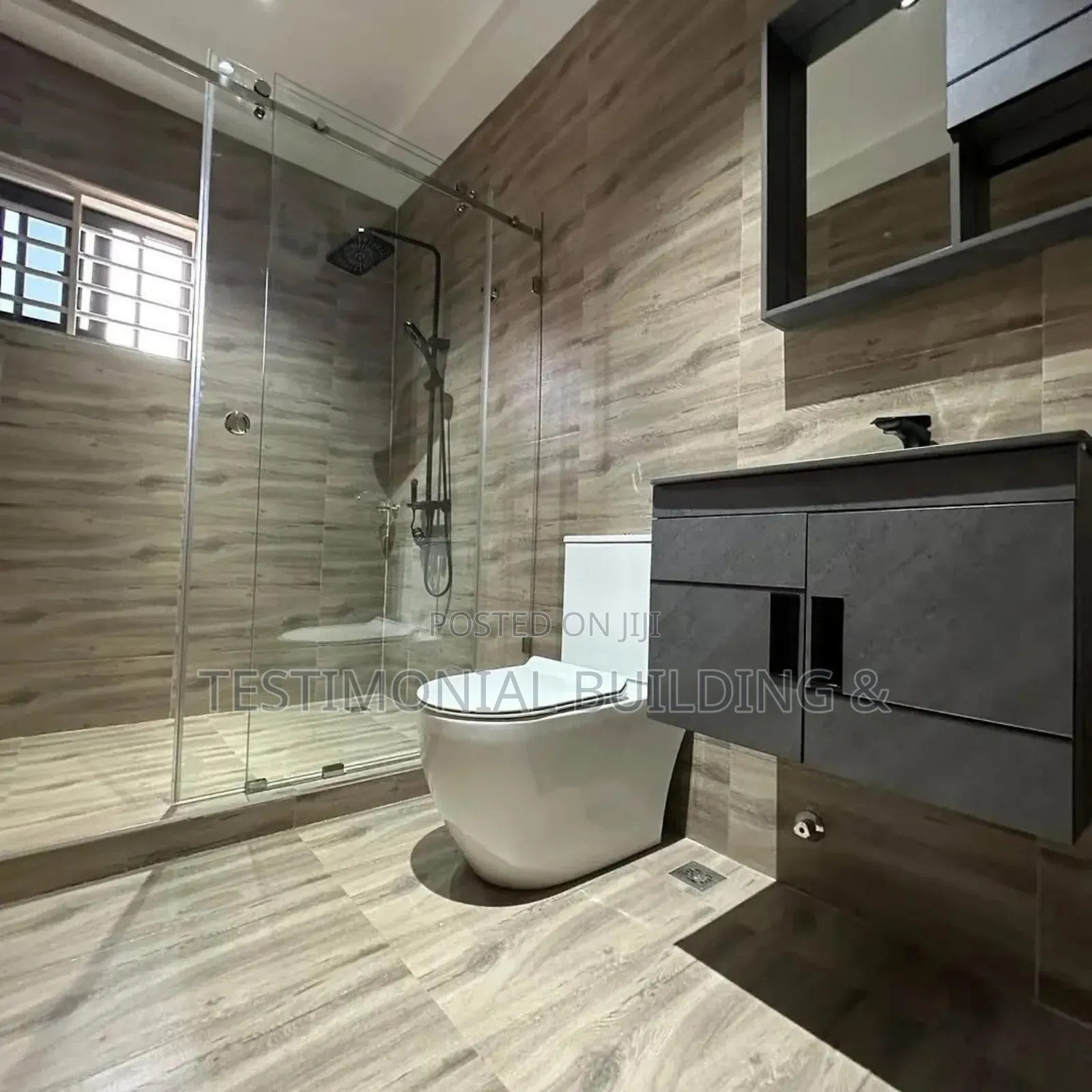 4bdrm House in Testimonial Building, Lake Side Estate for sale