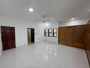 4bdrm House in Adjiriganor for rent