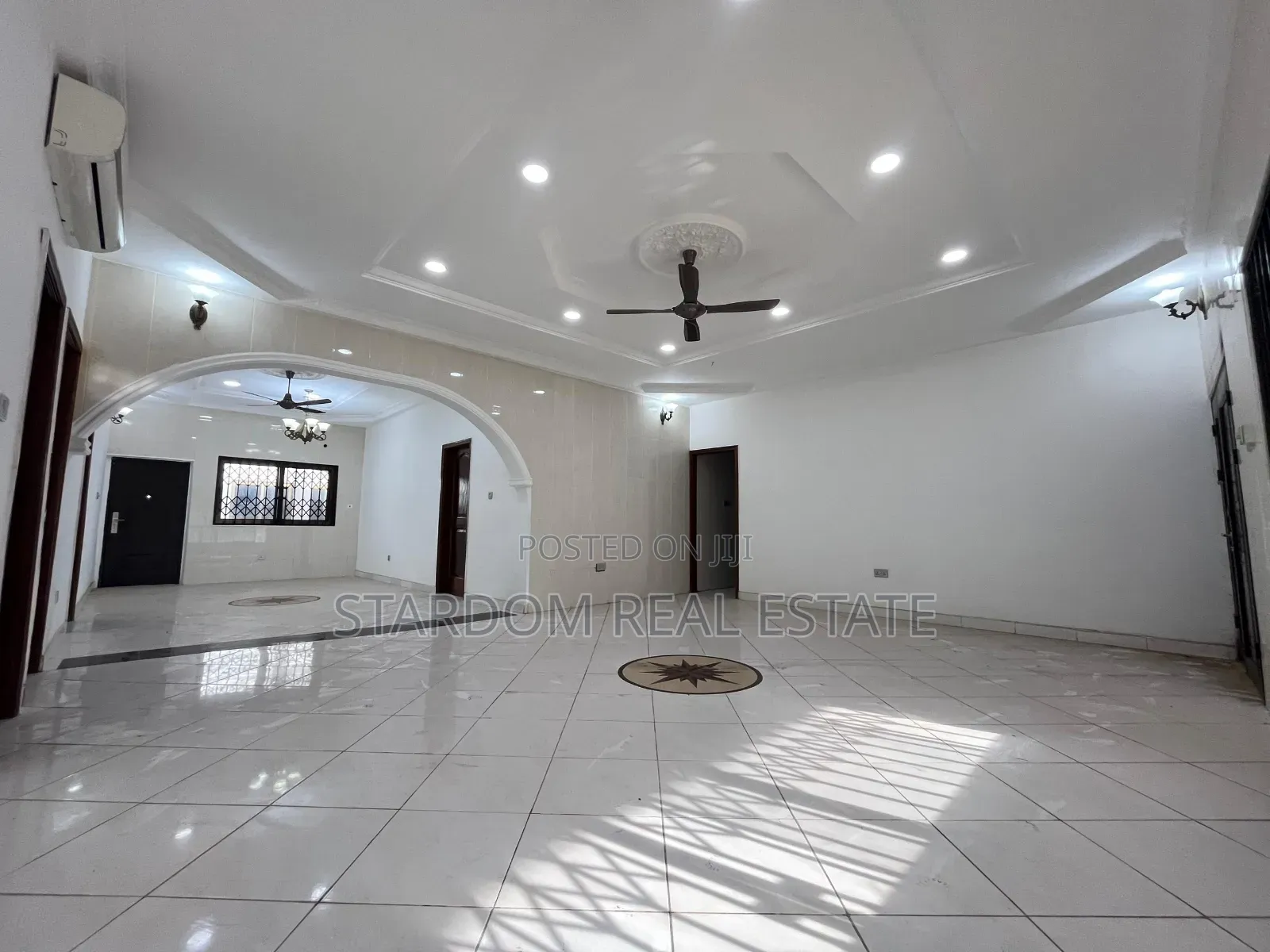 4bdrm House in Adjiriganor for rent