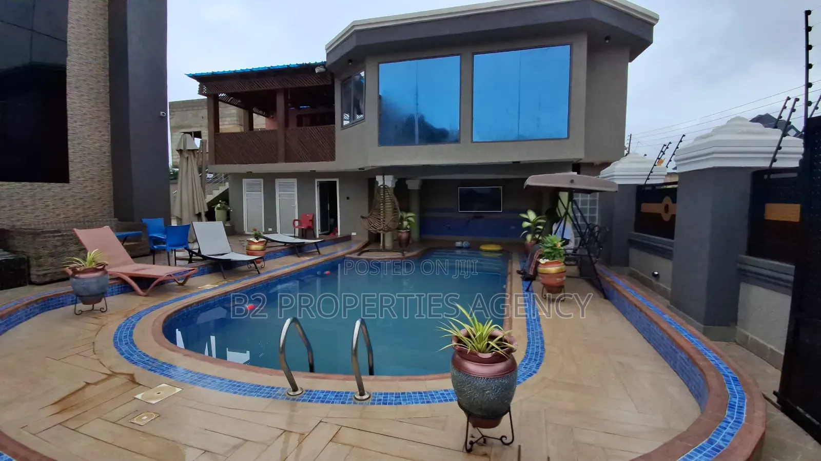Furnished 6bdrm Mansion in B2 Properties Agency, Kumasi Metropolitan