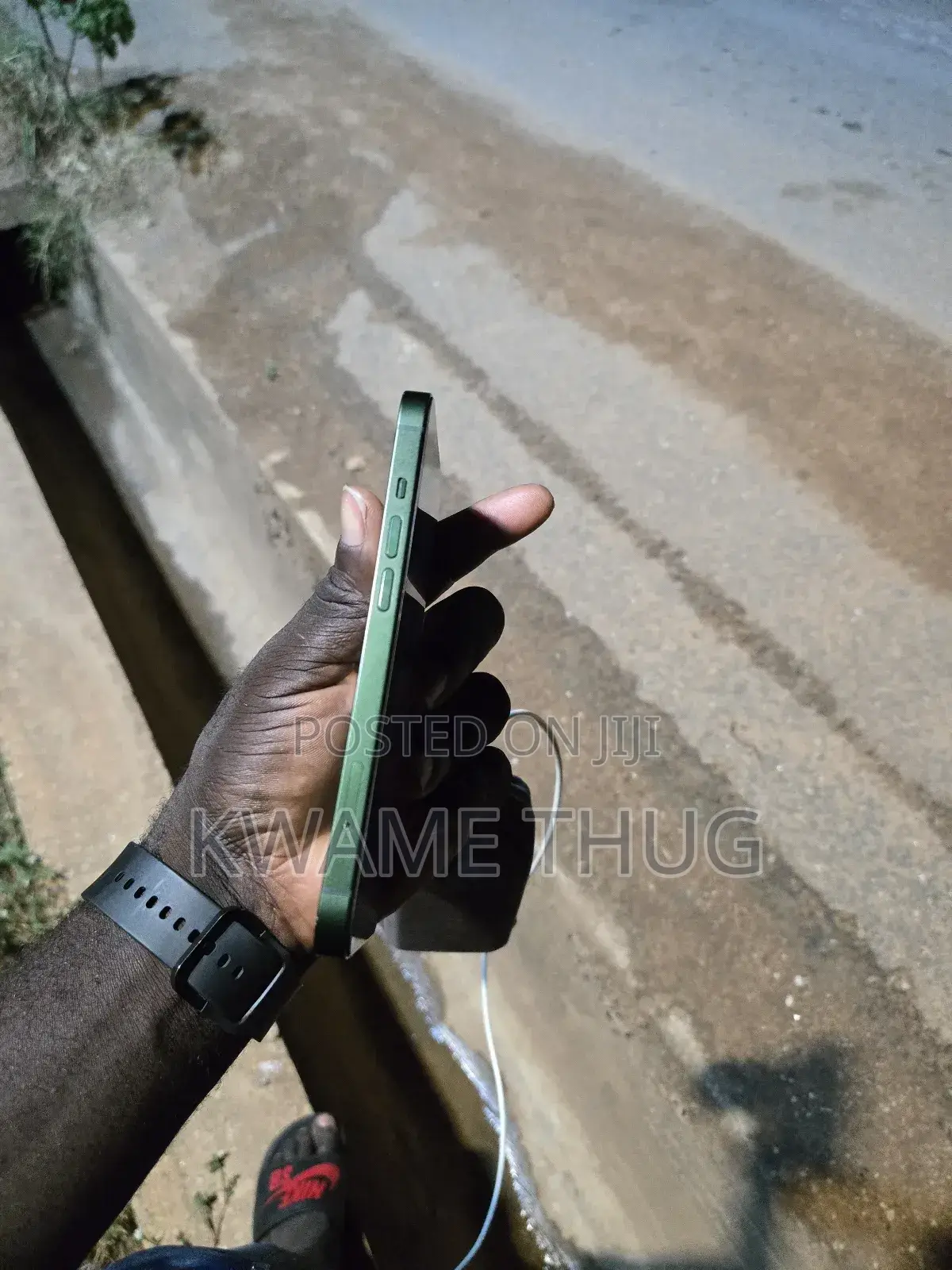 New Apple iPhone 13 128 GB Green