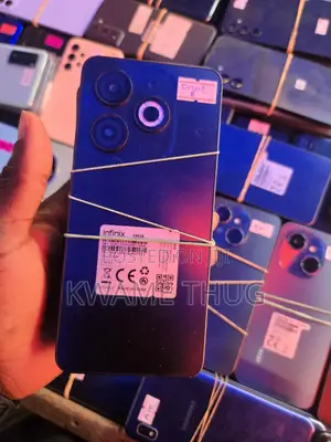 New Infinix Smart 8 64 GB Black