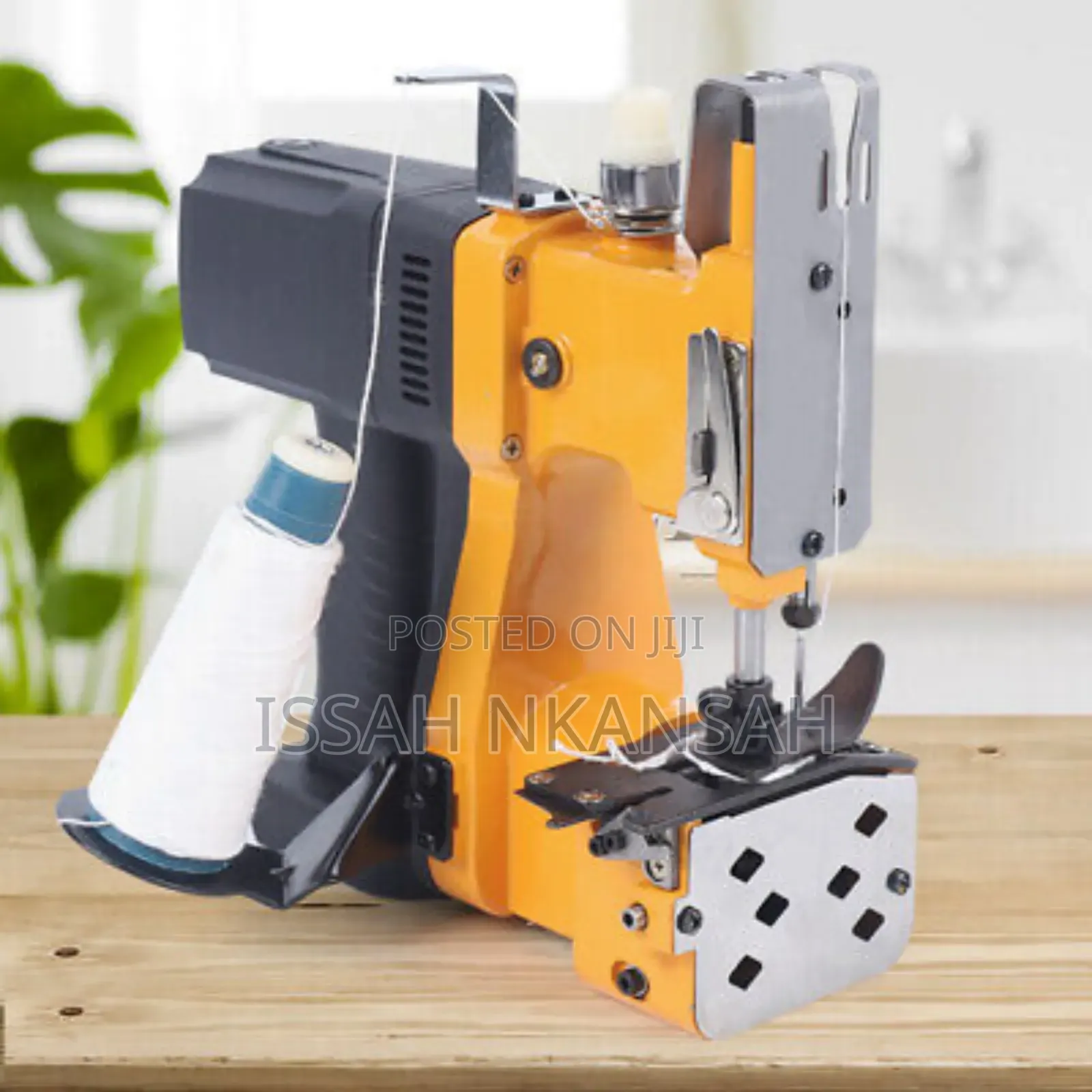 Bags Closer Machine