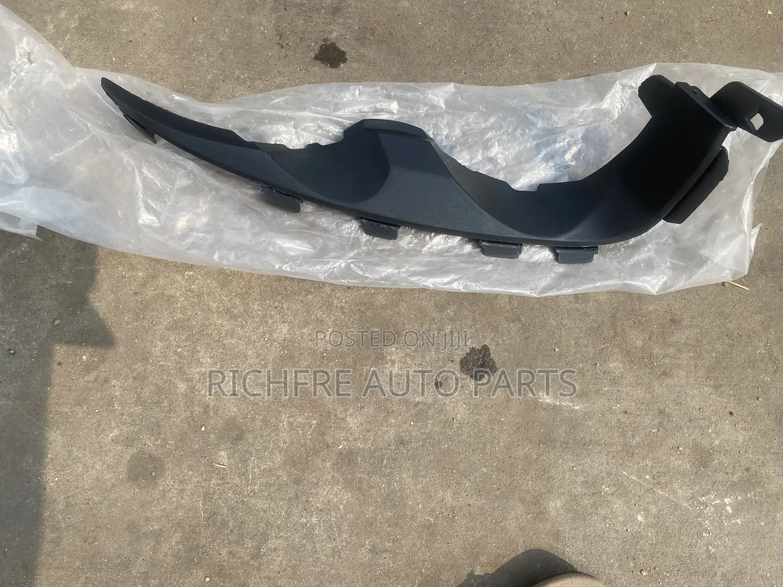 Chevrolet Sonic 2012 Headlight Seat