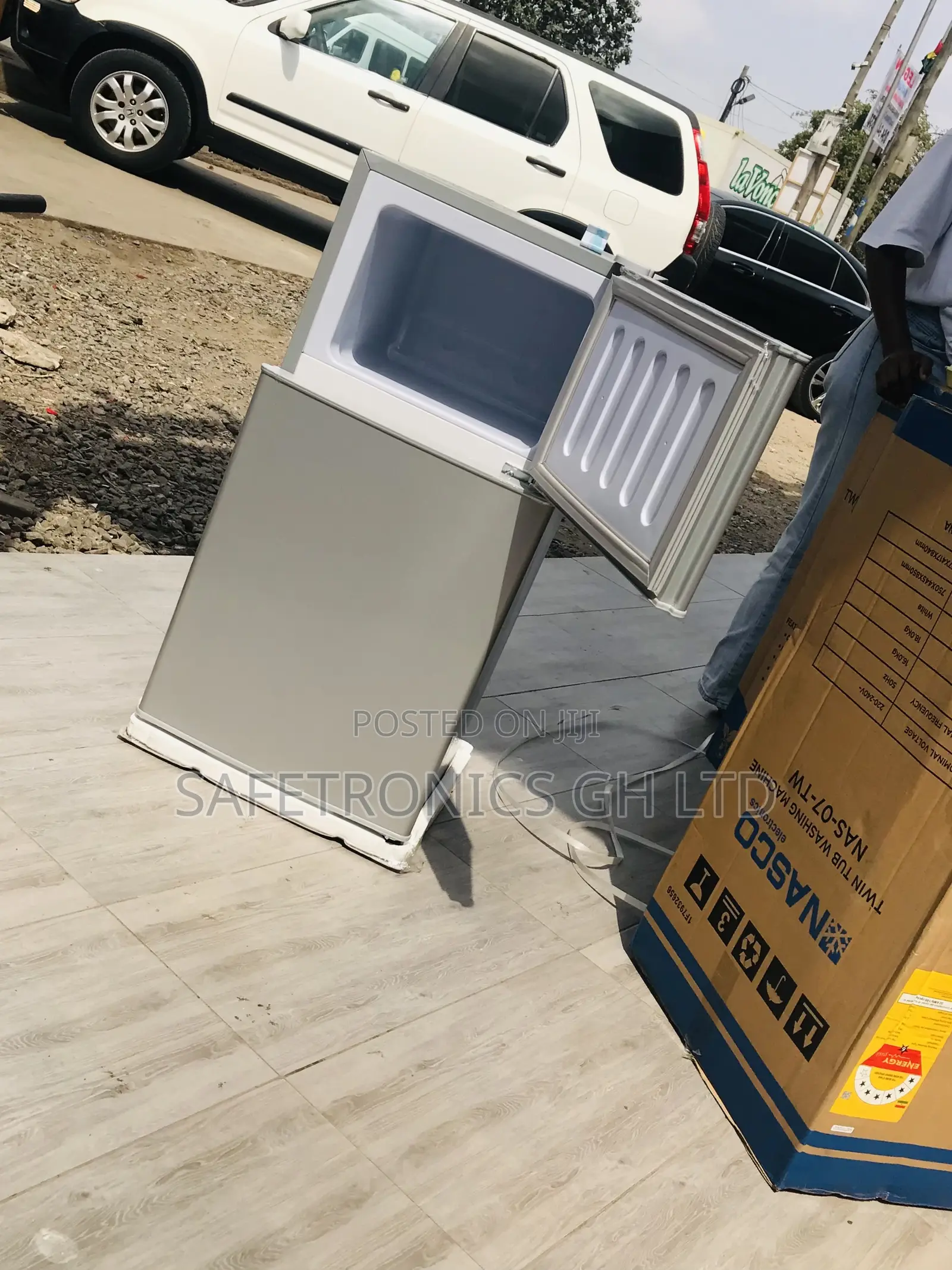 Nasf2-11fl Doubledoor Top Mount Nasco 95 Liters Fridge
