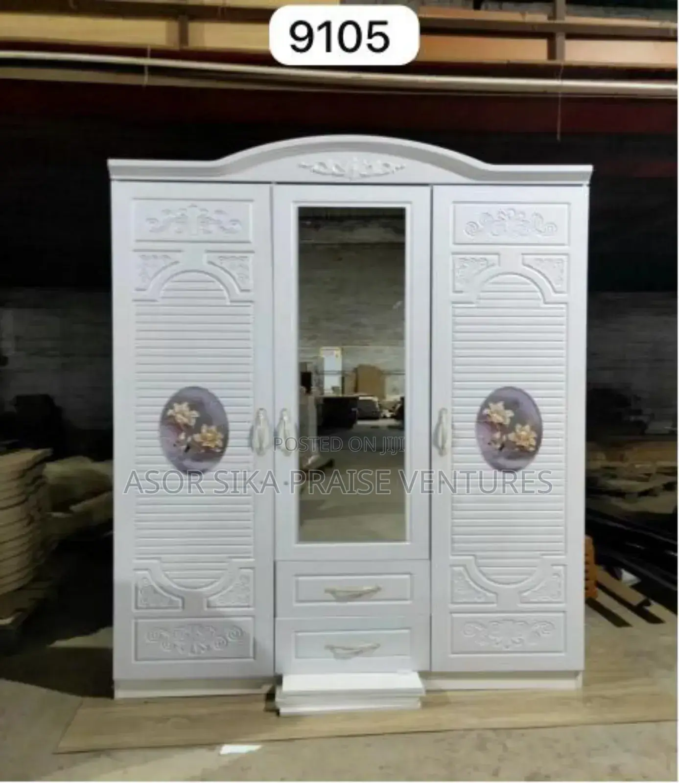 Wardrobe Wooden 3doors