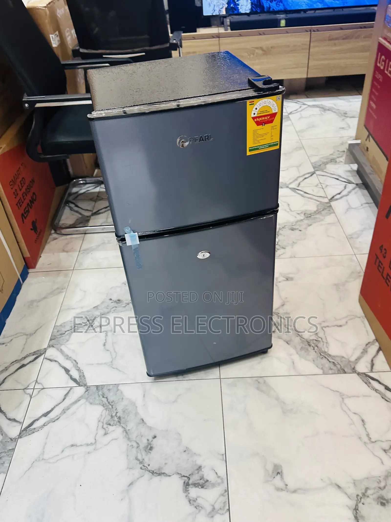 The Double Door Revolution Pearl Fridge Table Top