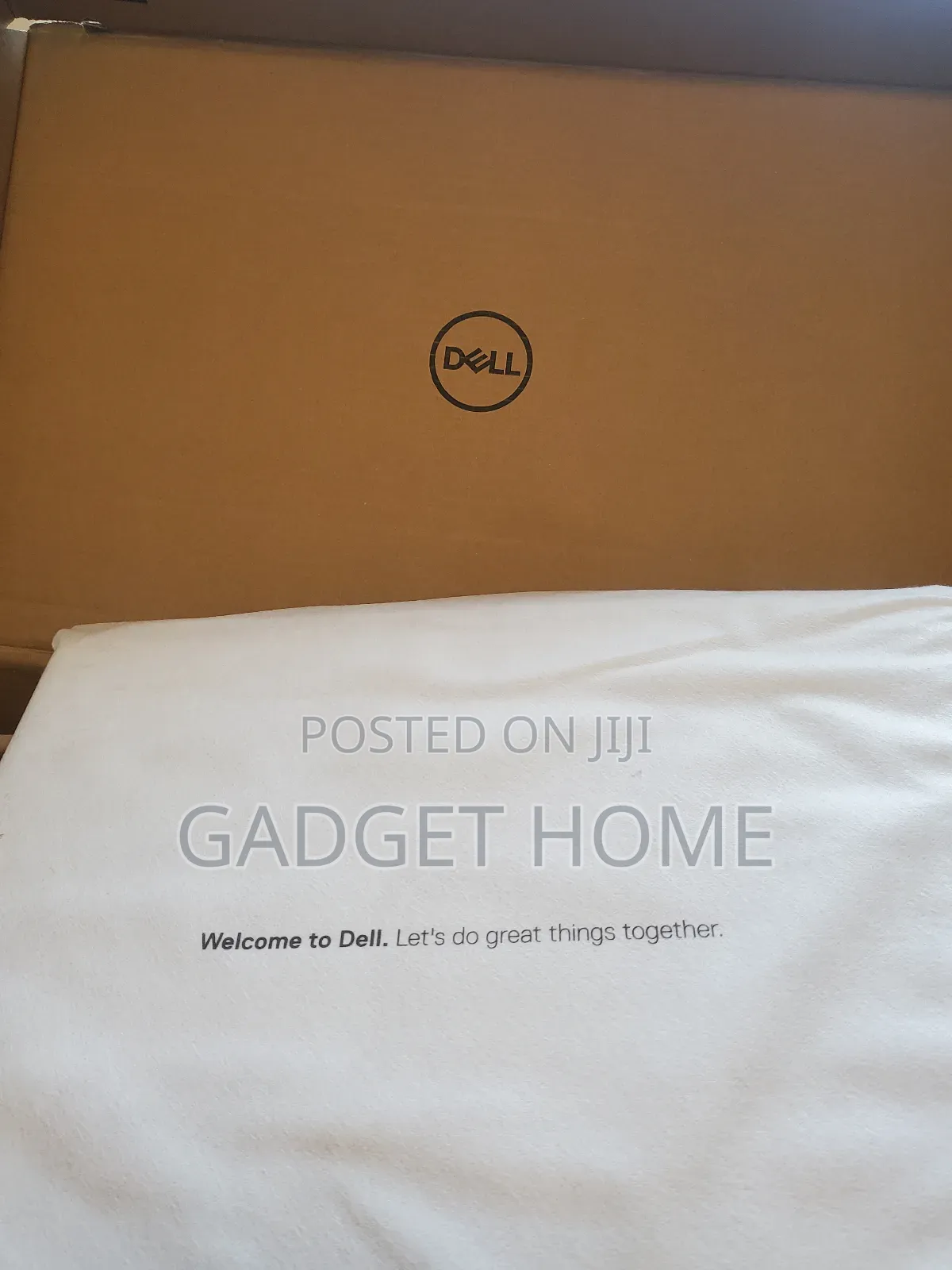 New Laptop Dell Inspiron 16 5620 8GB AMD Ryzen 5 SSD 512GB