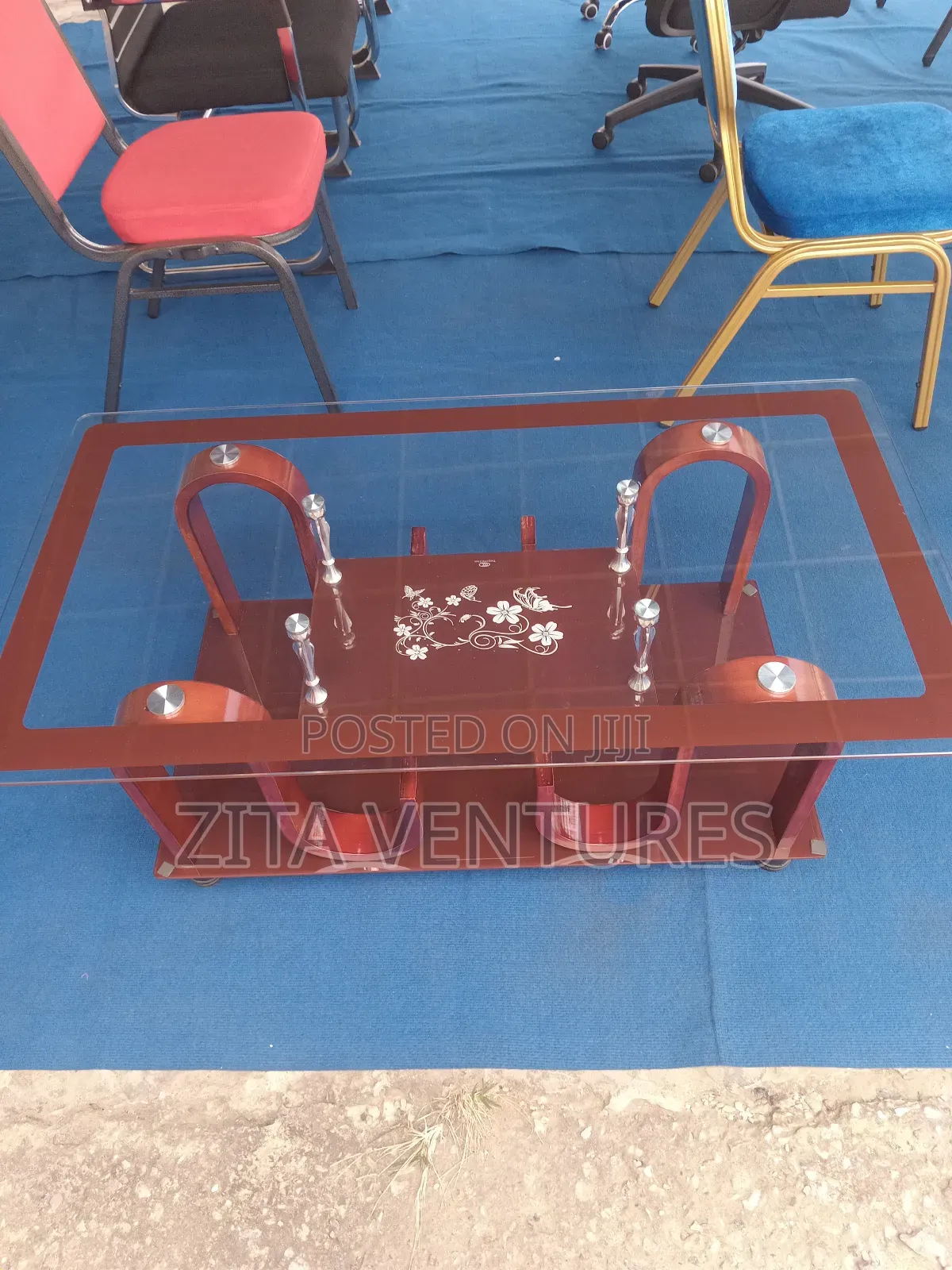 Corner Table