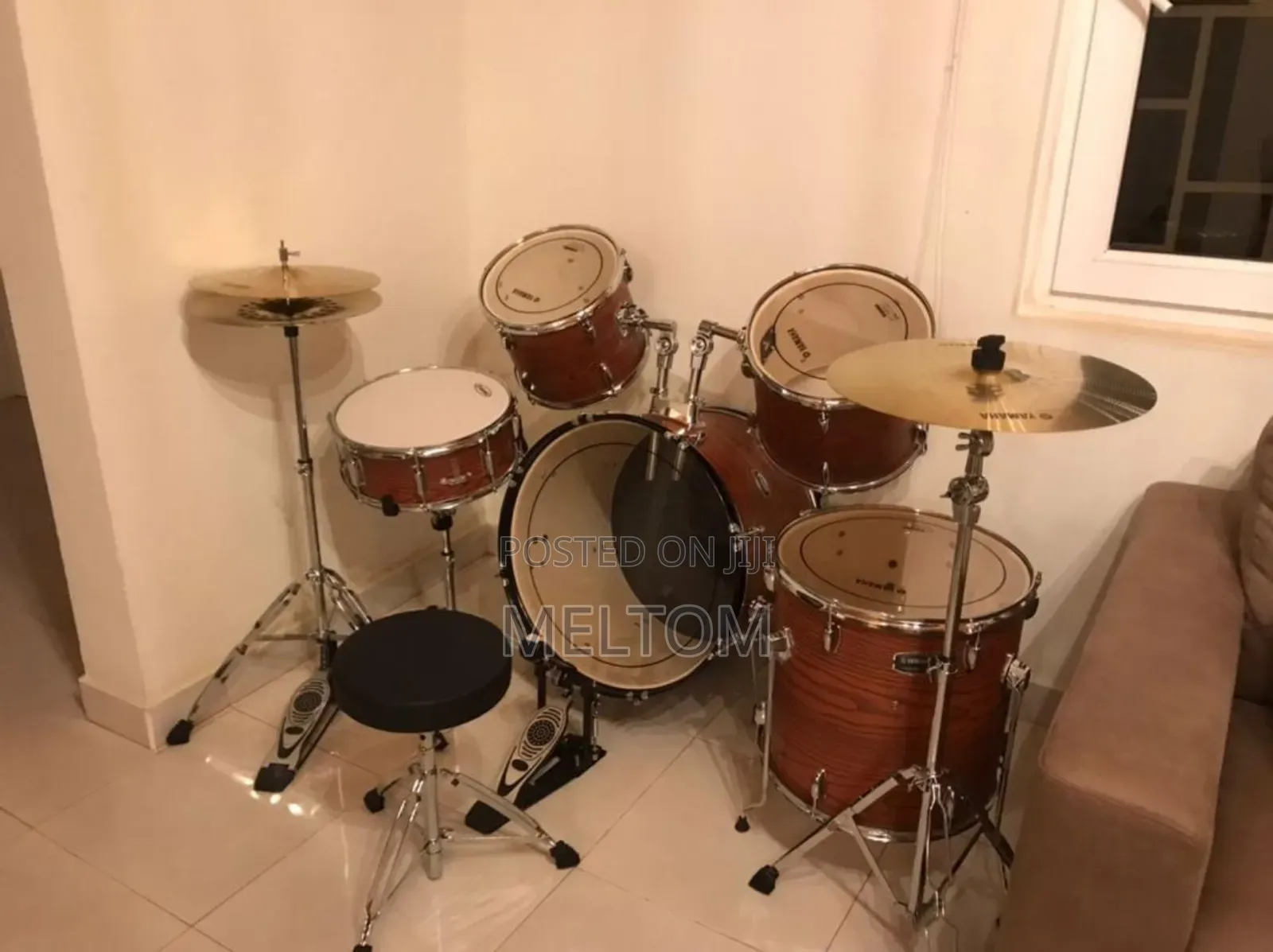 Yamaha 5-piece Complete Acoustic Drumset