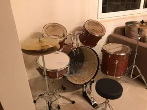 Yamaha 5-piece Complete Acoustic Drumset