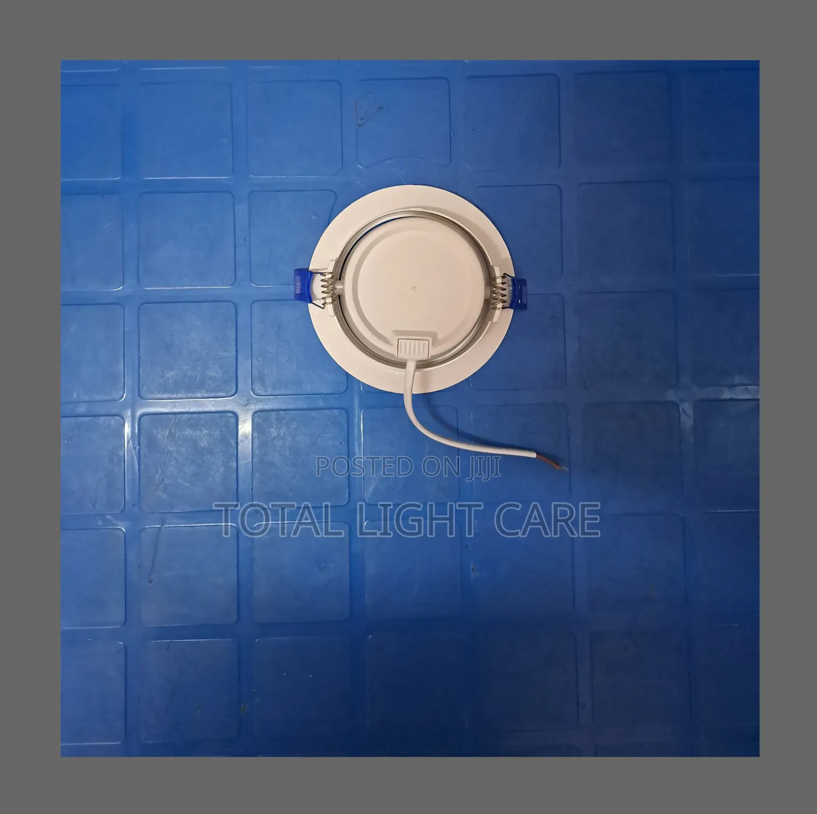 9 Watts Led Blue and White Spot Ceiling Light