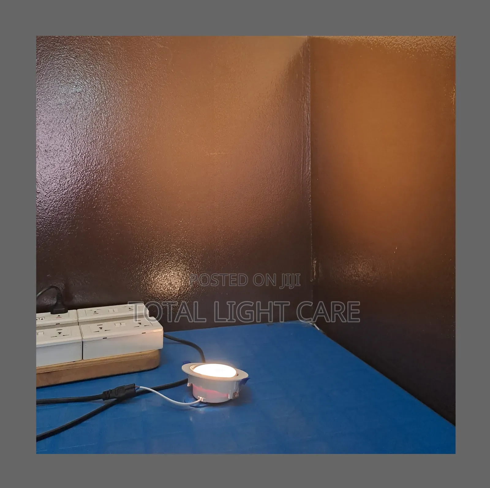 9w Warm and White Led Spot Ceiling Light