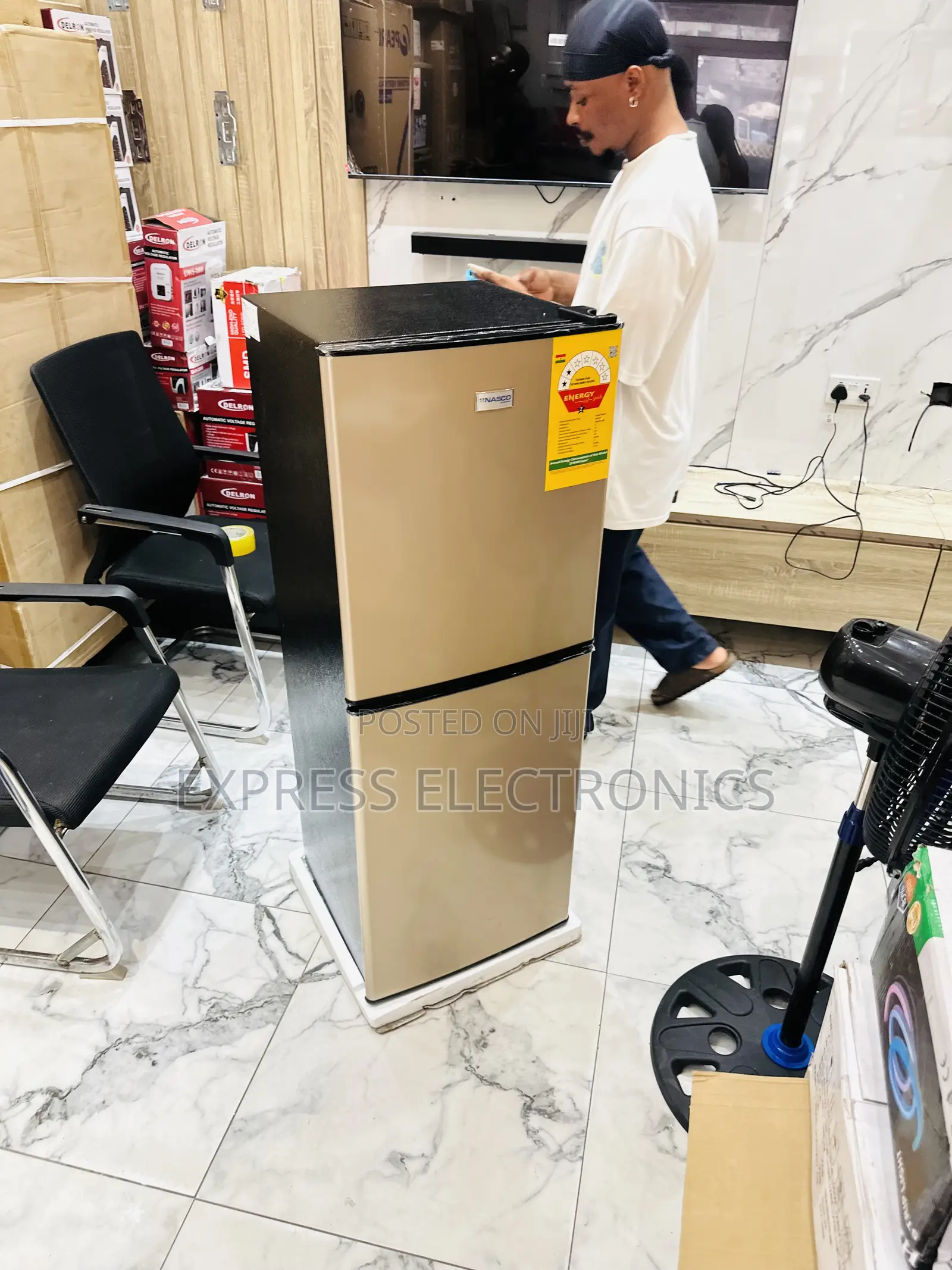 Nasd2-18fl 136L Gold Fridge