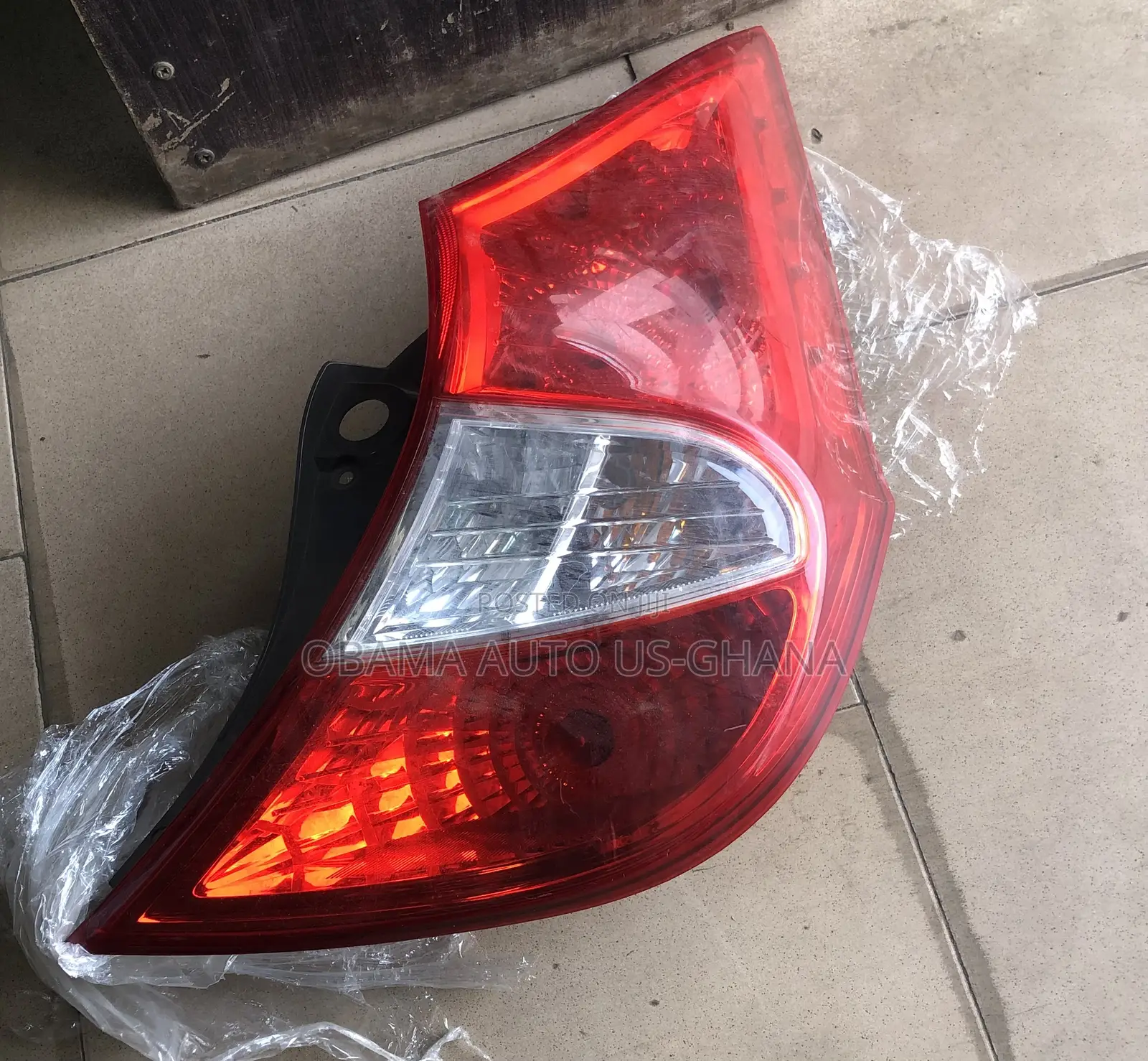 Accent 2012 2013 2014 2015 2016 Taillight Hatchback / Lift Tail Light
