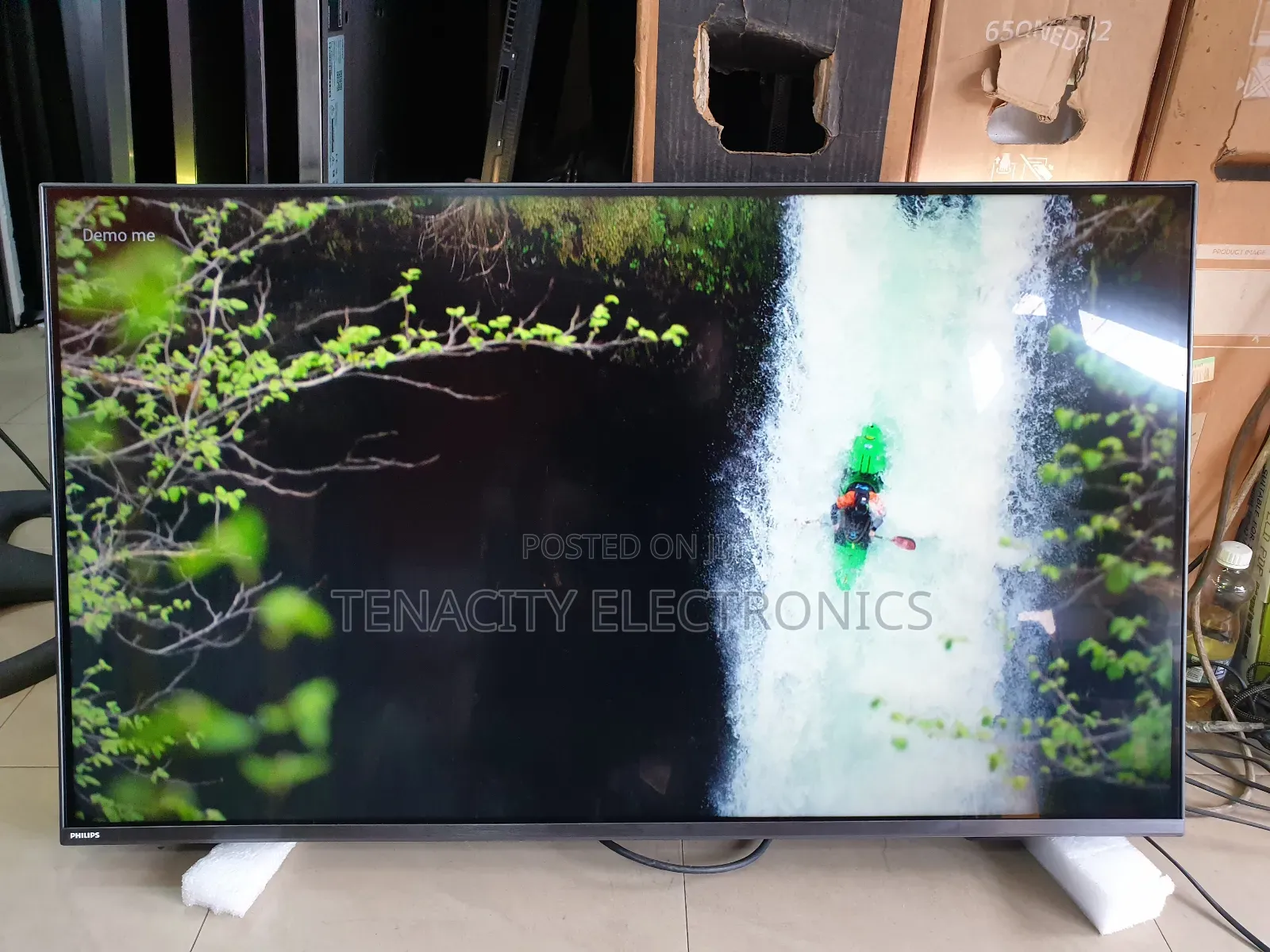Android 43"Philips Uhd HDR Edgeless Smart Satellite Tv