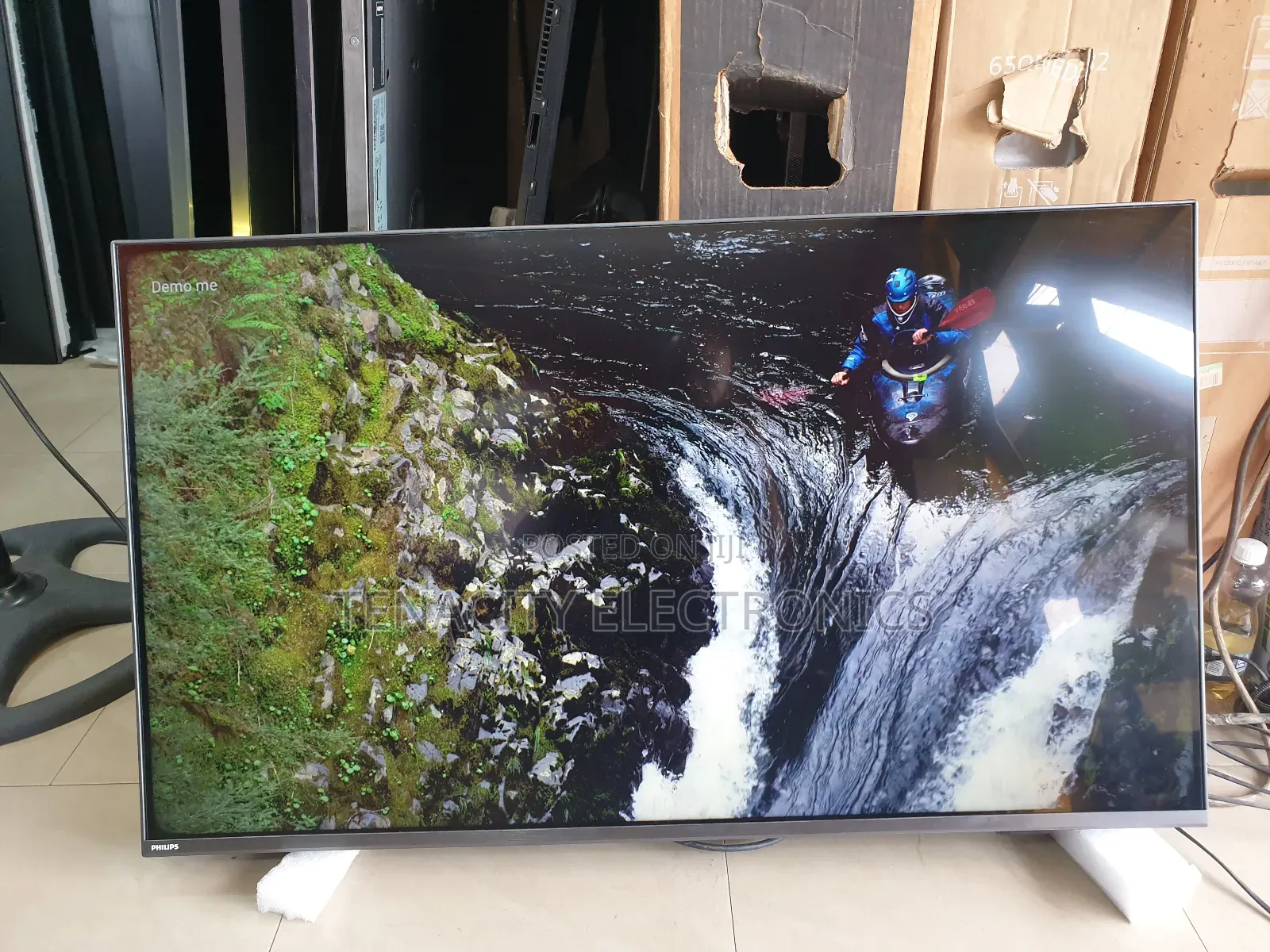 Android 43"Philips Uhd HDR Edgeless Smart Satellite Tv