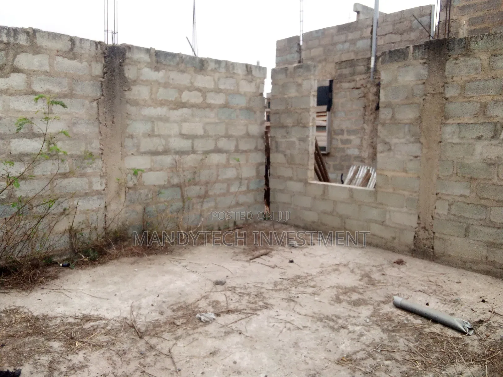 Uncompleted 4 Bedroom House - Castlegate