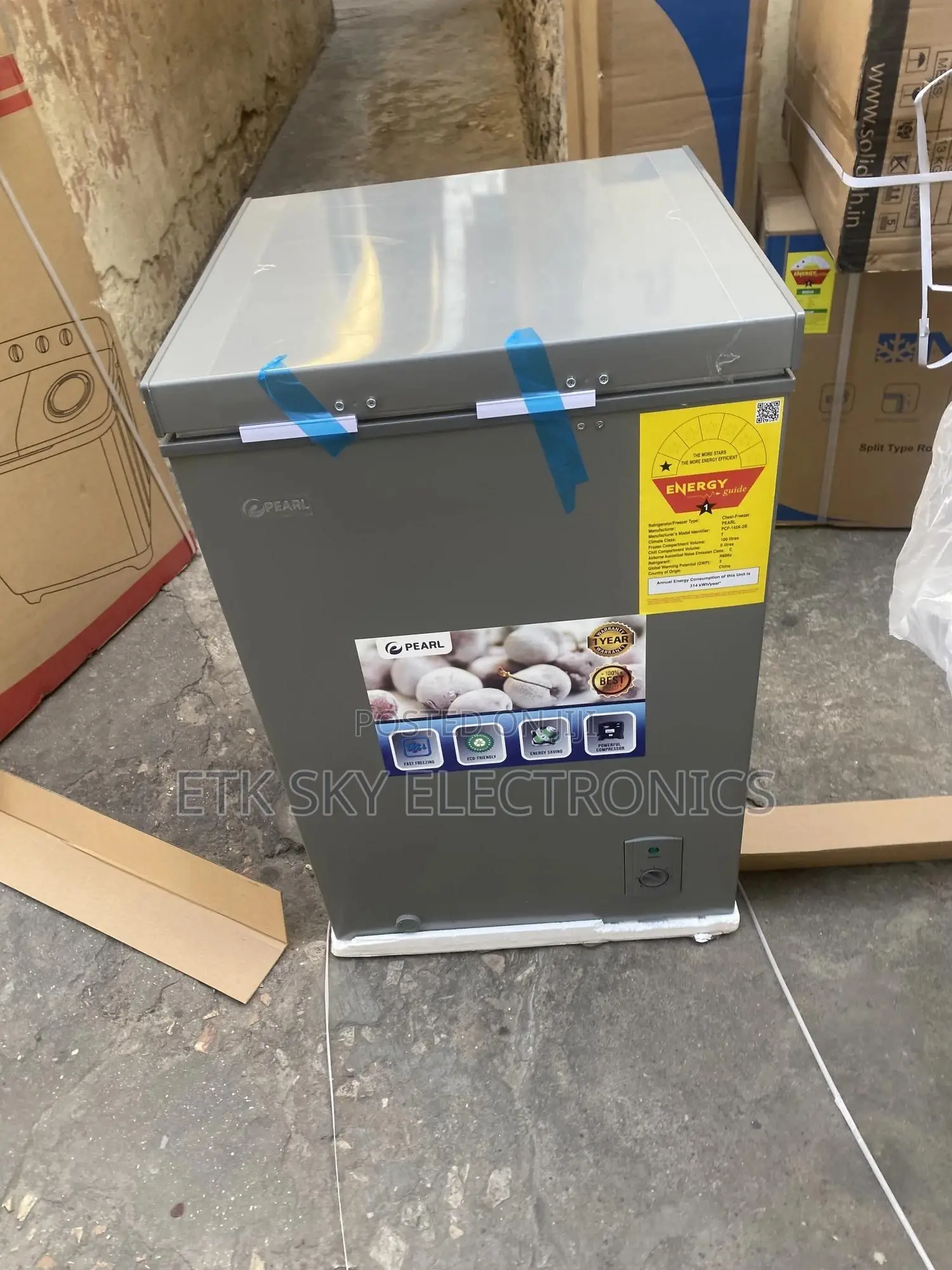 20TH Century Pearl 147liters Chest Freezer