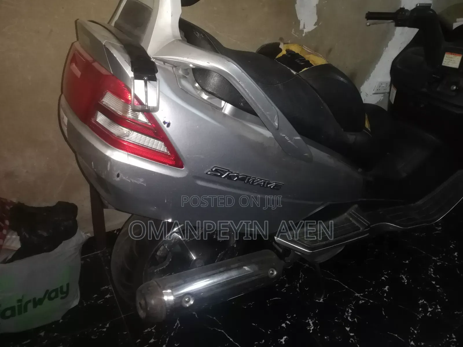 Suzuki Burgman 2013 Gray