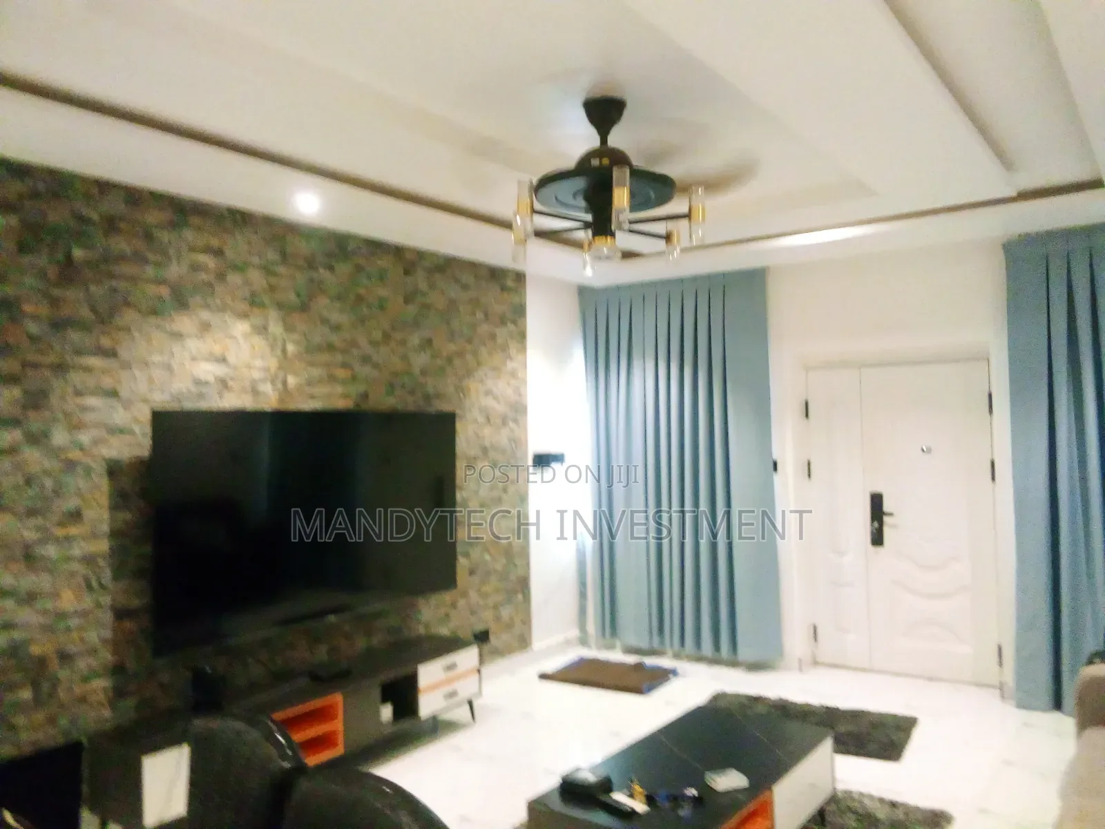 4bdrm Villa in Lake Side Estate for sale