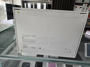 New Laptop Airis 24GB Apple M4 SSD 1T