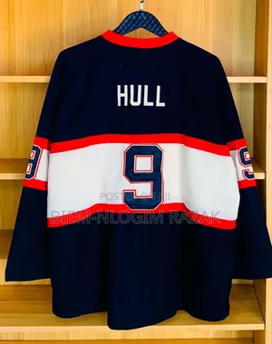 Original NFL Sweatshirt Available in Stock