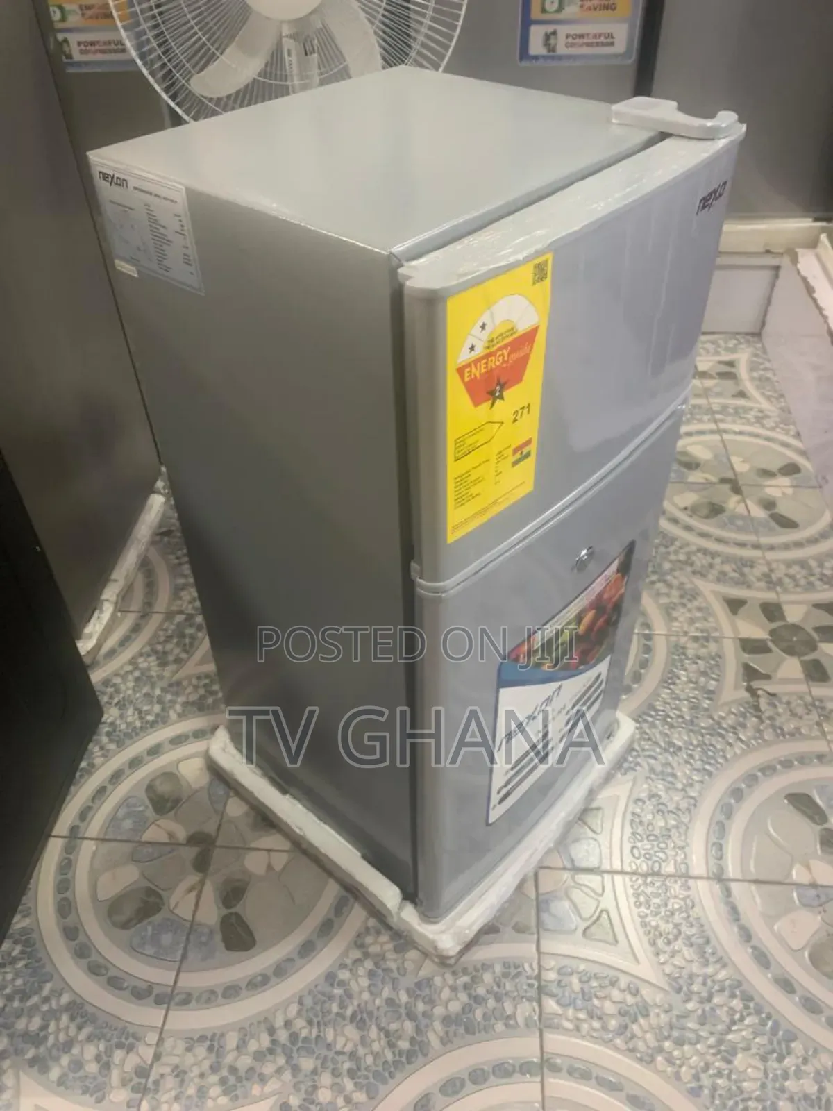 Top Freezer Nexon Refrigerator 76L NFR-110DT-K Refrigerator
