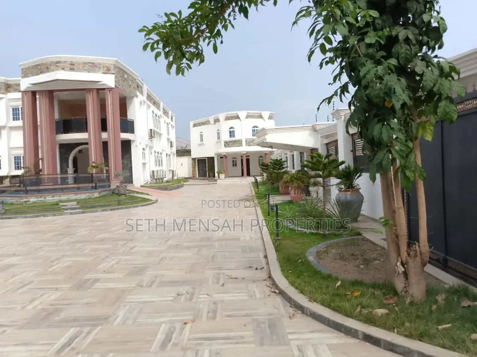 6bdrm House in Skm Properties, Tema Metropolitan for sale