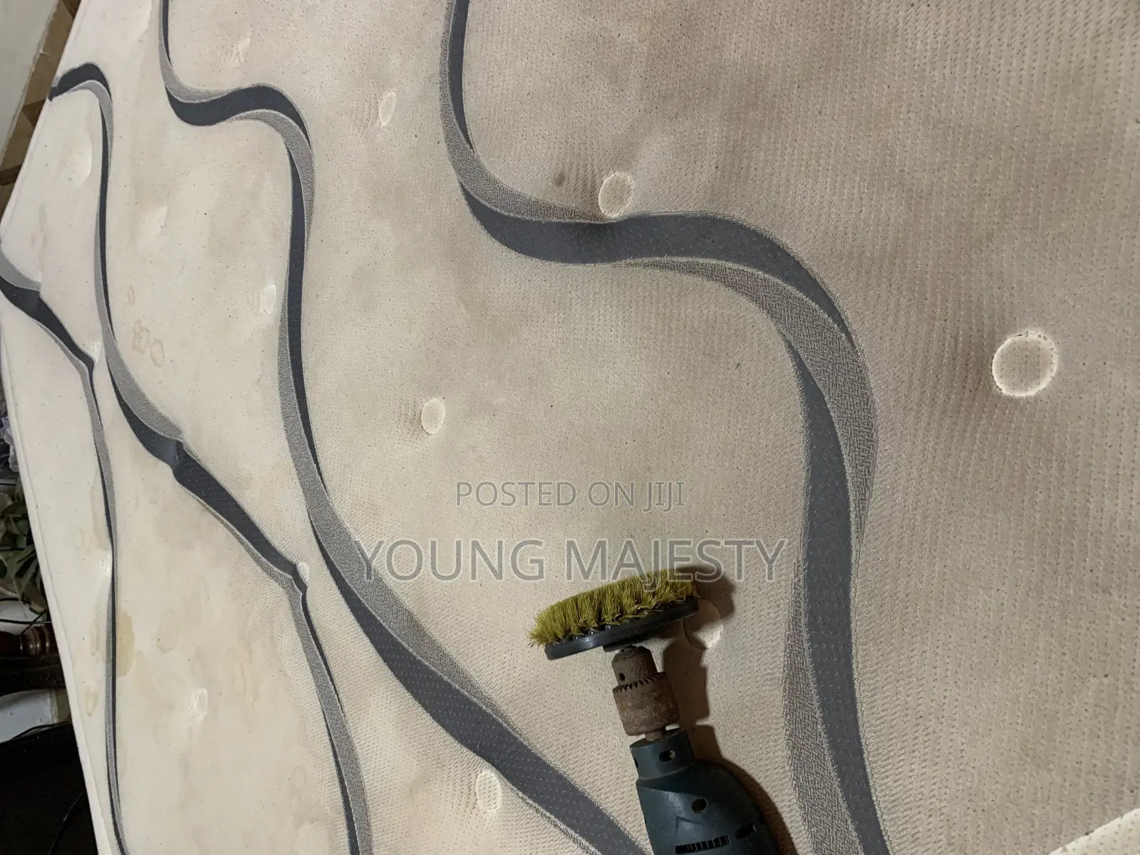 Sofa and Bed Cleaning Services