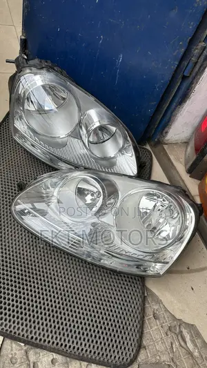 Volkswagen Jetta/Passat Headlight/Taillight Complete 05/06/