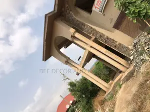 5bdrm House in Bee Decor & Homes, Oyarifa for sale