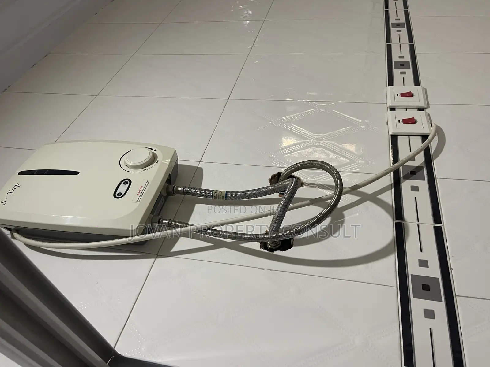 3bdrm House in Amasaman for rent