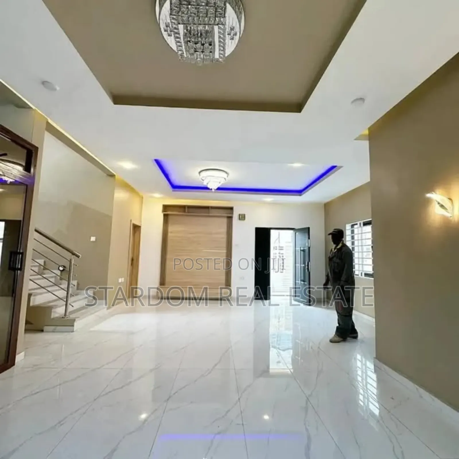 4bdrm Duplex in Com18, Spintex for sale