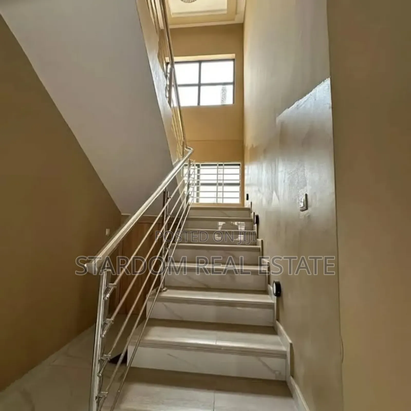 4bdrm Duplex in Com18, Spintex for sale