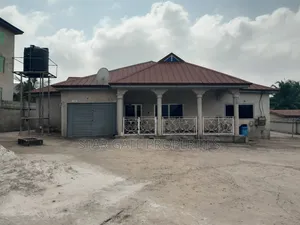 3bdrm House in Kenyasi, Kumasi Metropolitan for sale