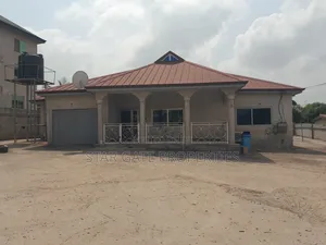 3bdrm House in Kenyasi, Kumasi Metropolitan for sale