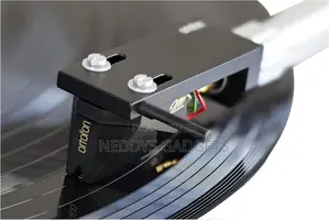 Ortofon 2m Black Moving Magnet Phono Cartridge