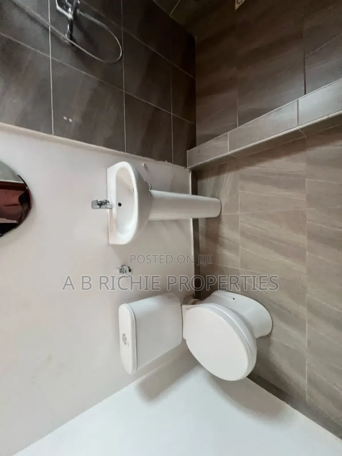 Furnished 2bdrm Apartment in Ab Richie Properties, East Legon for rent
