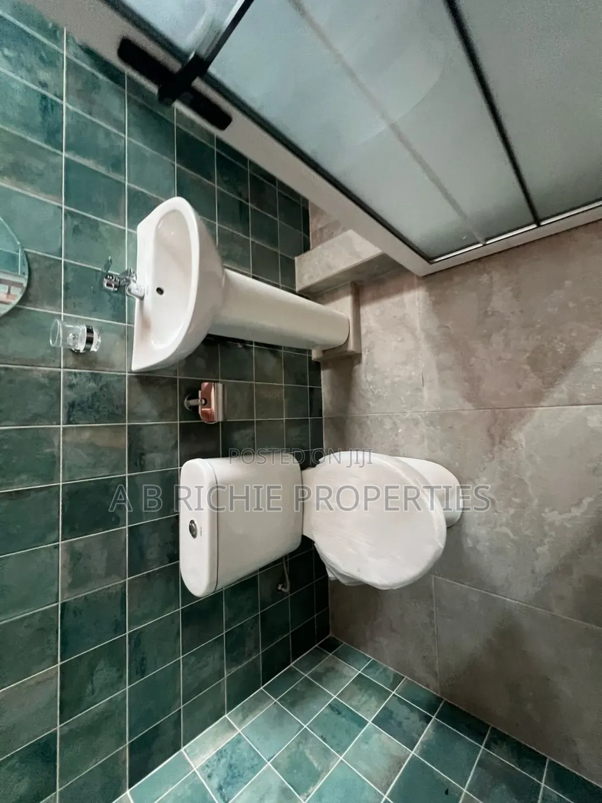 Furnished 2bdrm Apartment in Ab Richie Properties, East Legon for rent