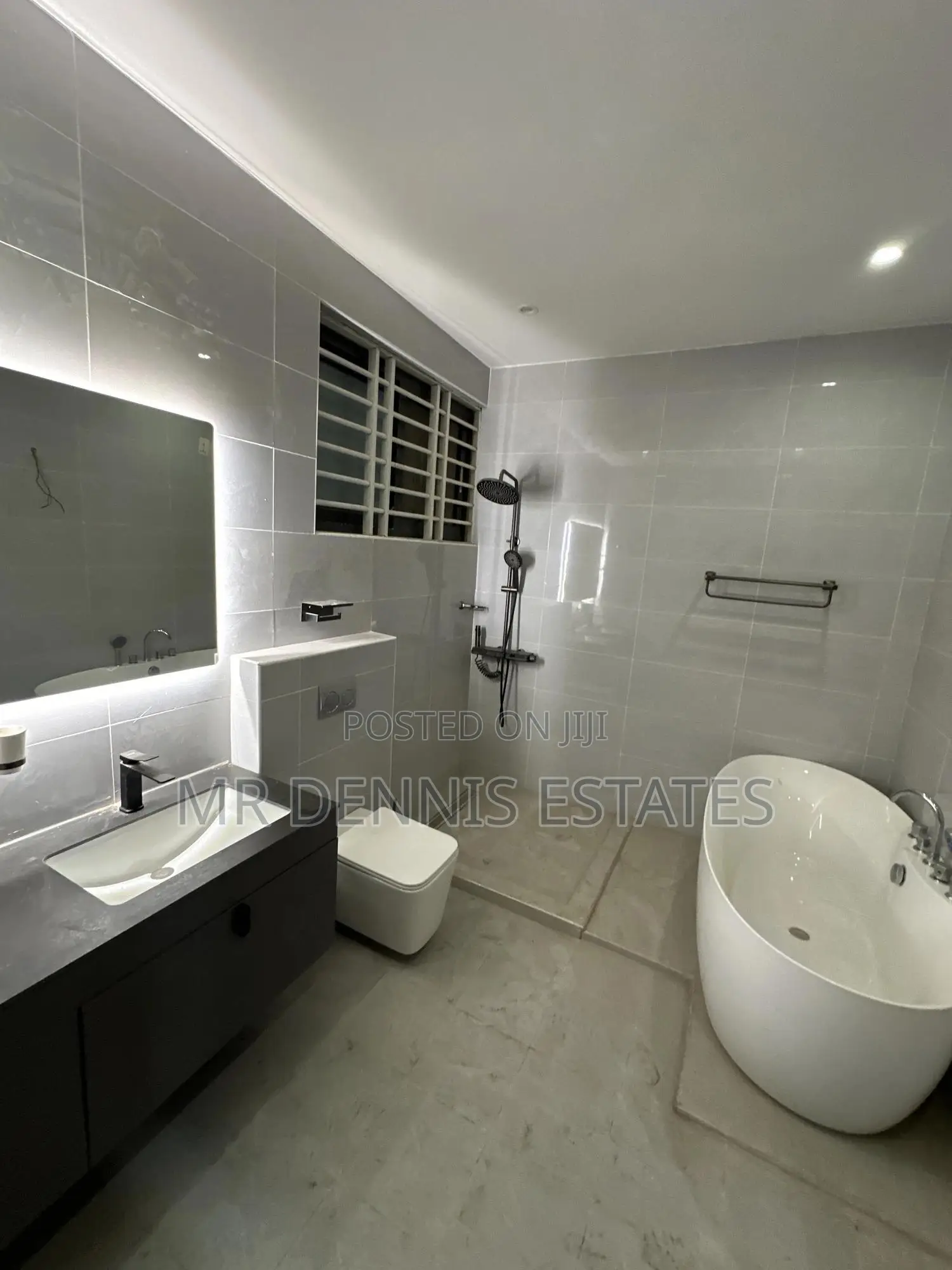 5bdrm House in Mr Dennis Estates, West Hills Mall Area for sale