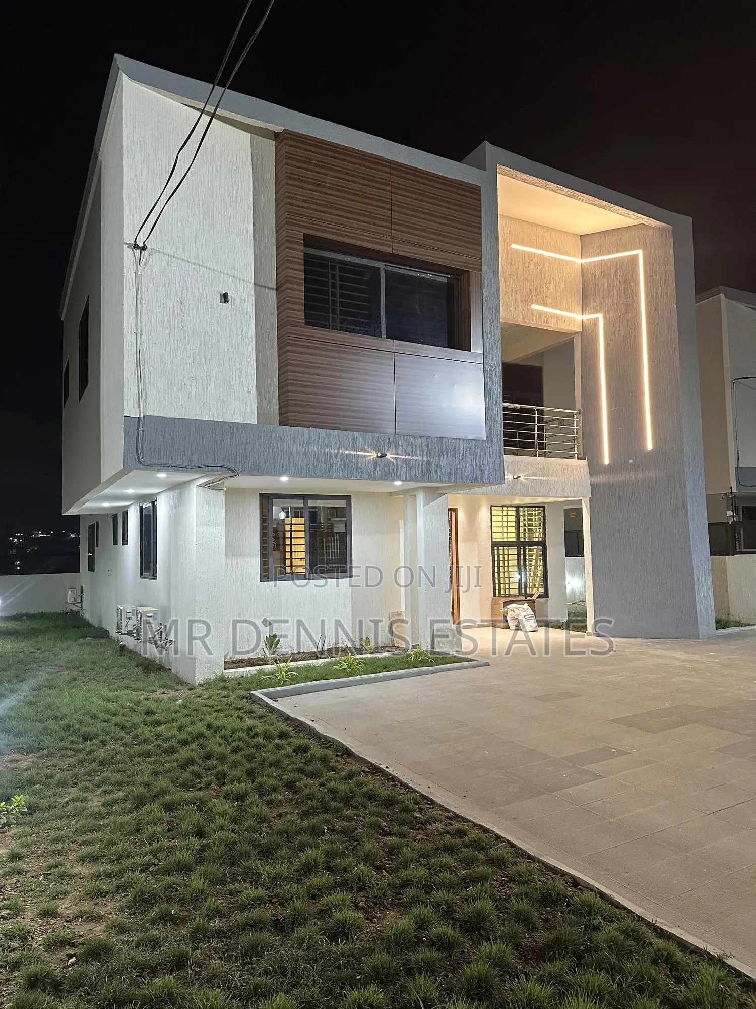 5bdrm House in Mr Dennis Estates, West Hills Mall Area for sale