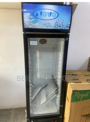 Novo Display Fridge