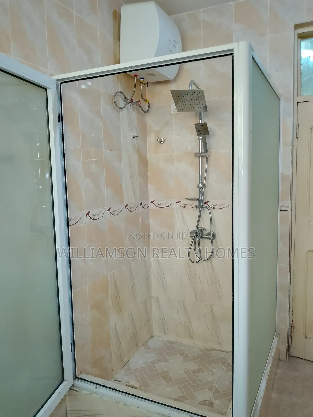4bdrm Apartment in Devtraco Estate Area, Spintex for rent
